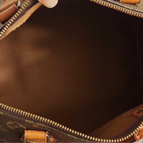 π€ LV SPEEDY MONOGRAM HANDBAG π (AUTH) - Picture 3 of 6